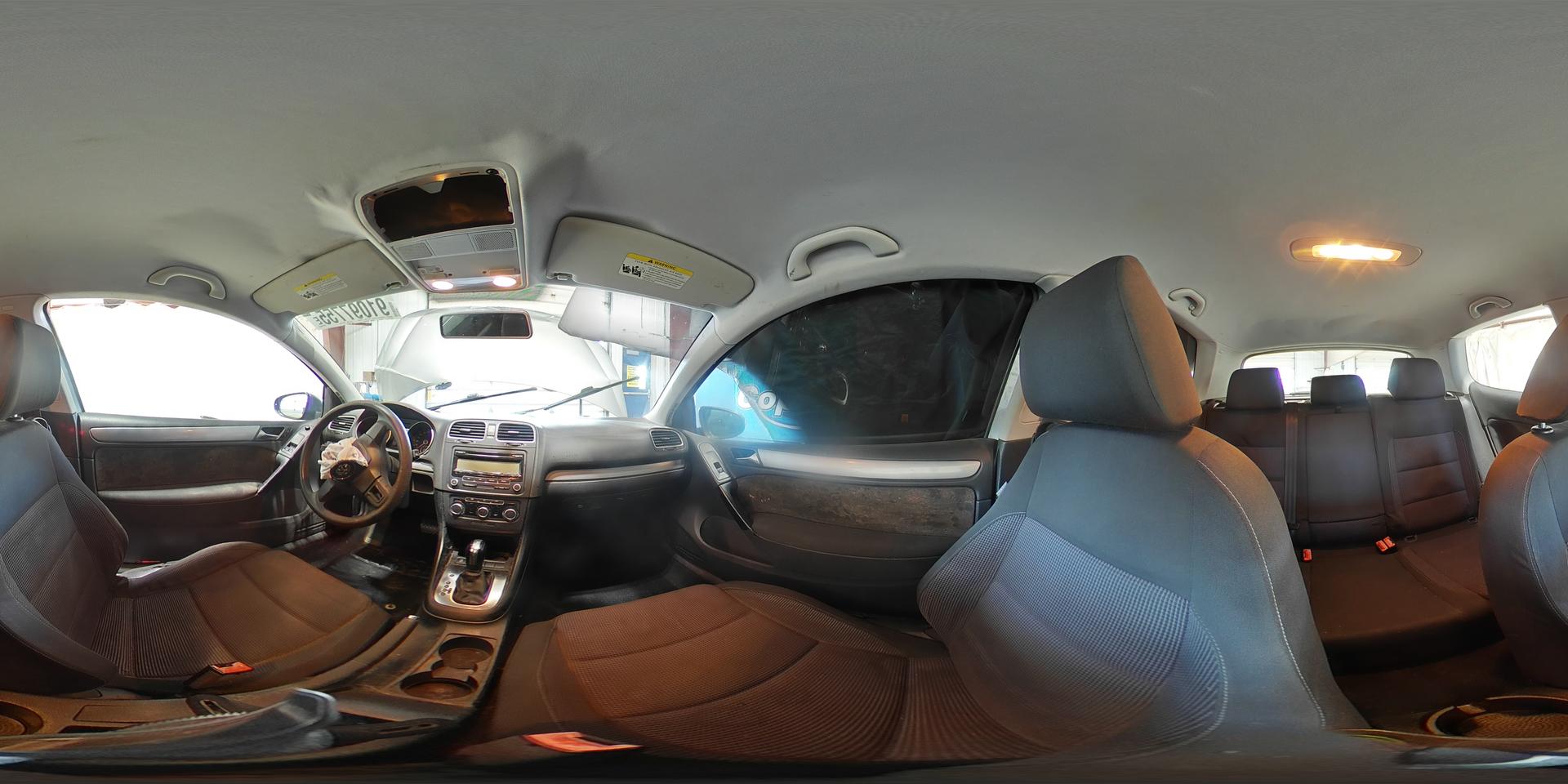 2012 VOLKSWAGEN GOLF