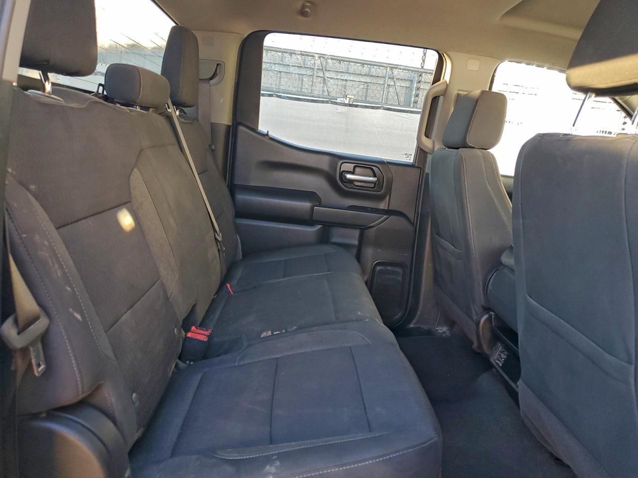 2023 CHEVROLET Silverado
