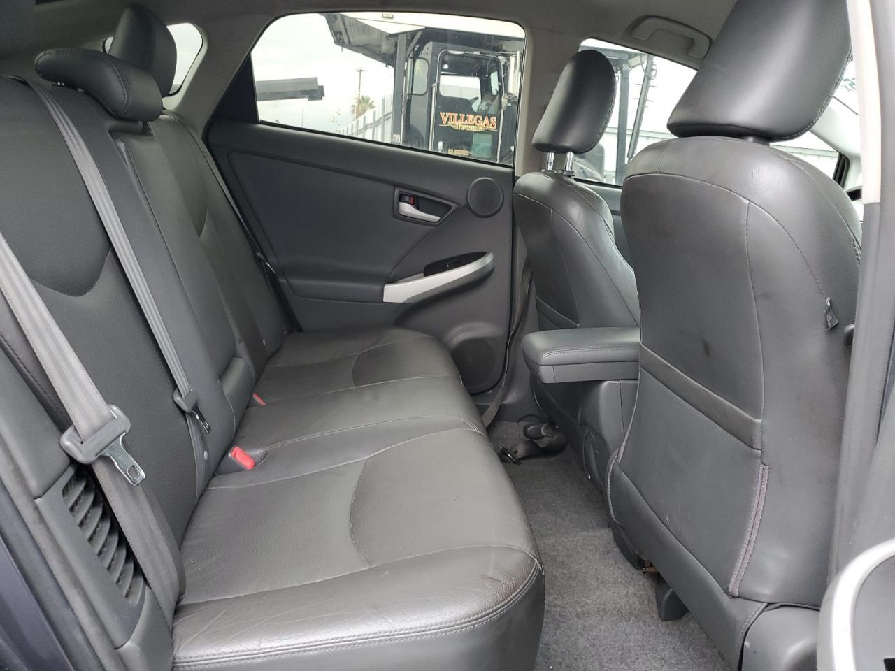 2011 TOYOTA PRIUS