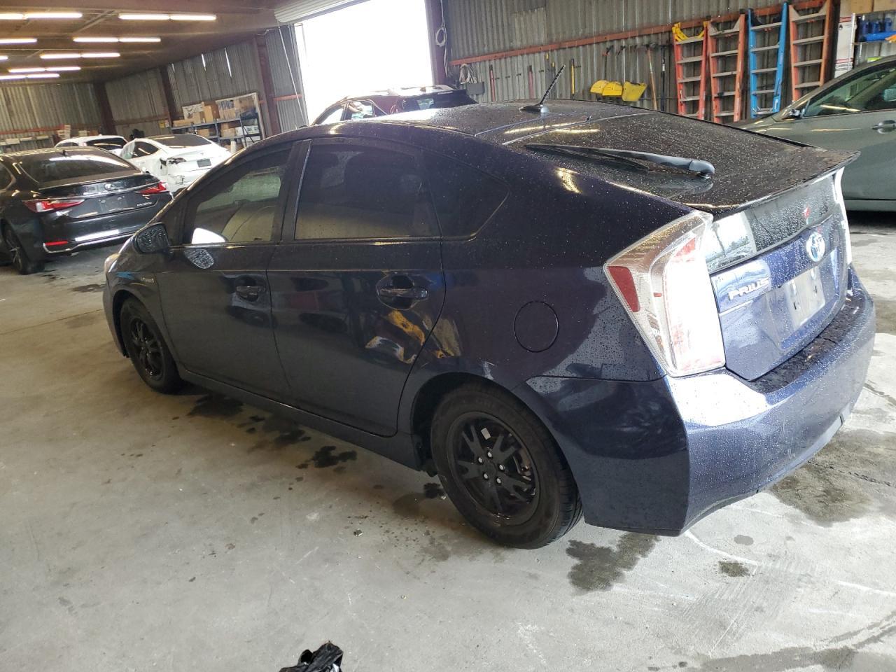 2015 TOYOTA PRIUS