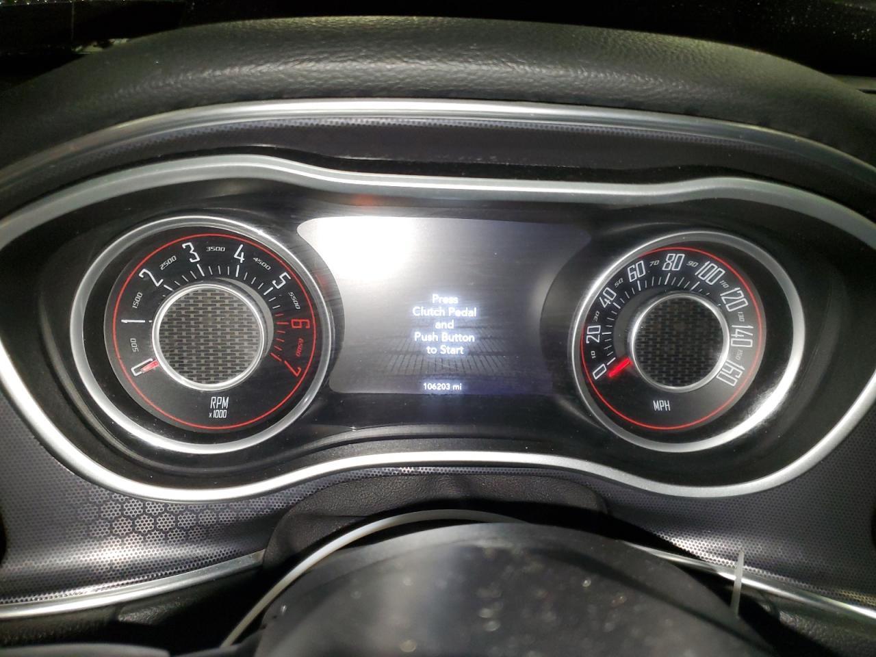 2015 DODGE Challenger