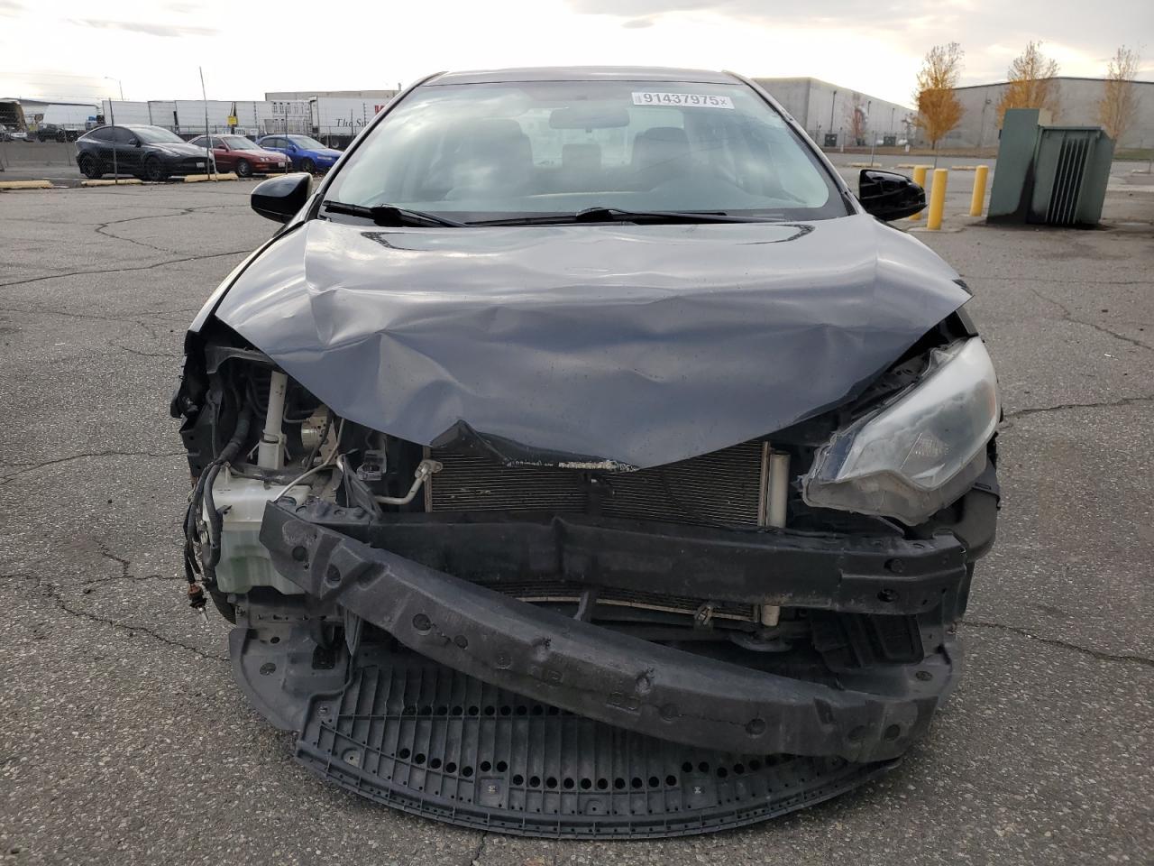 2016 TOYOTA COROLLA
