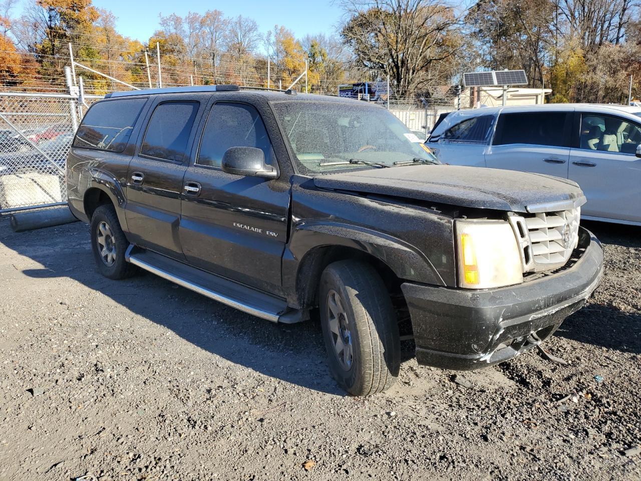 2004 CADILLAC Escalade ESV