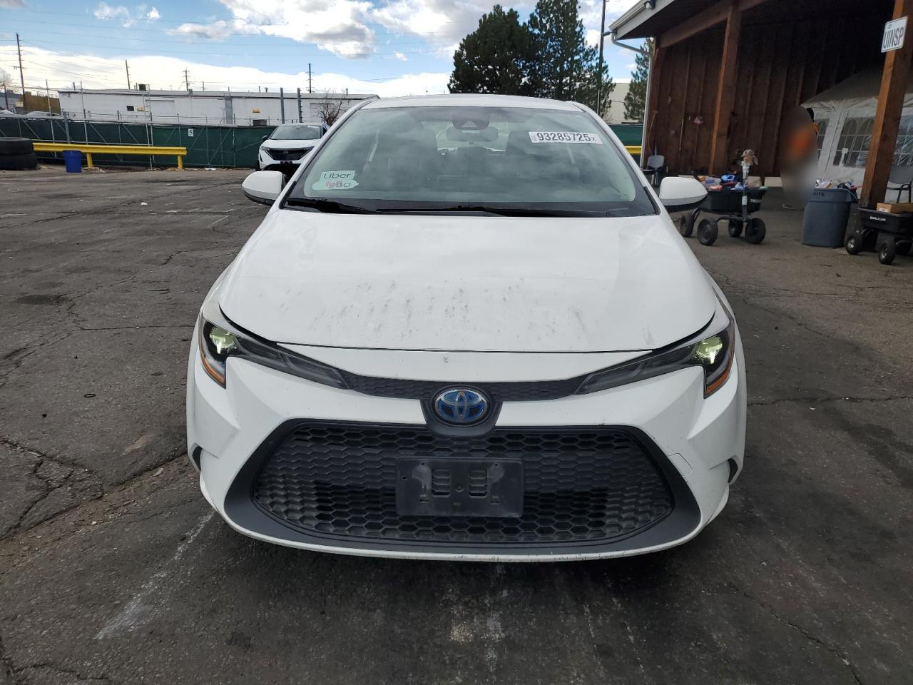 2021 TOYOTA COROLLA