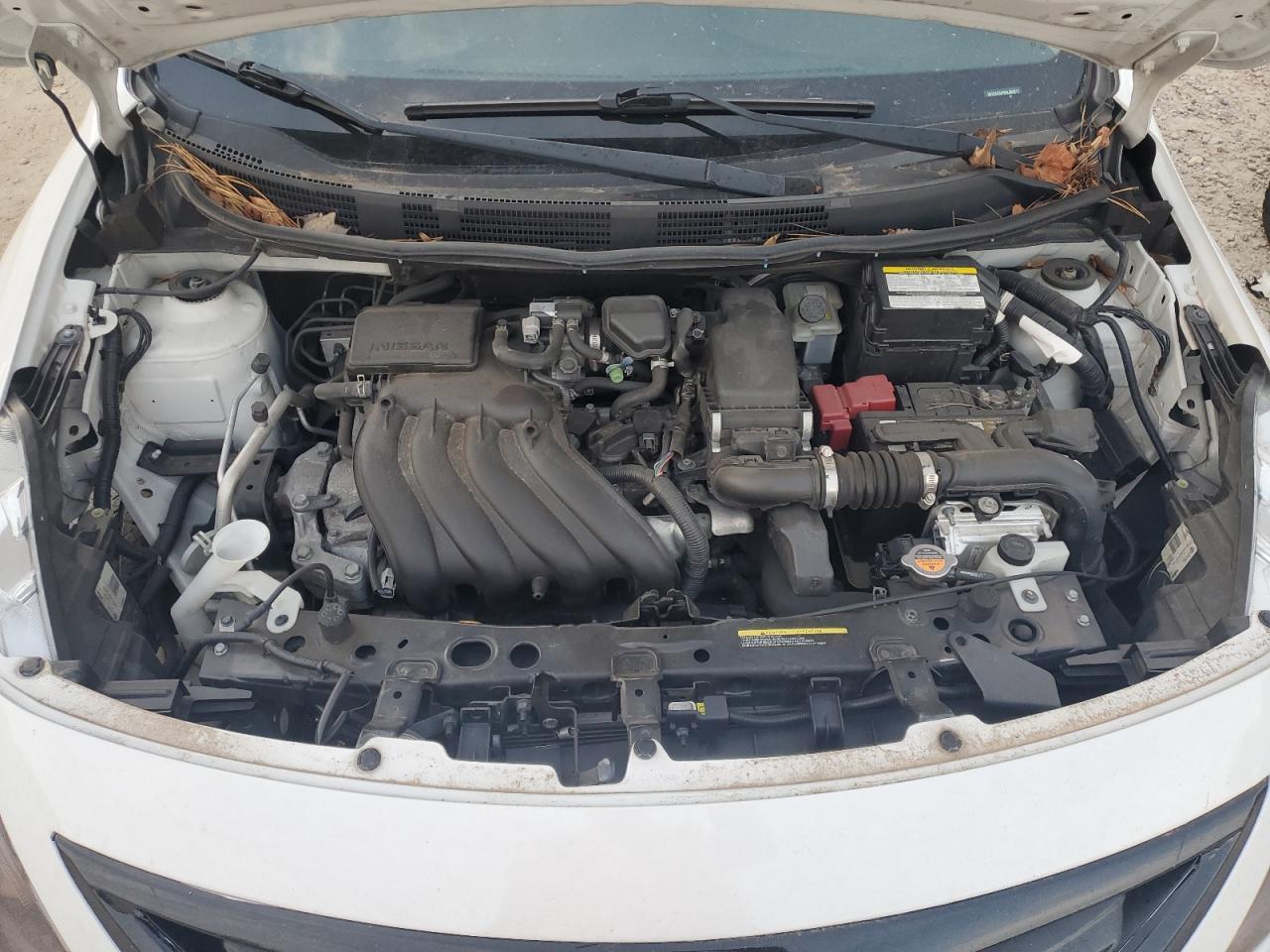 2017 NISSAN VERSA