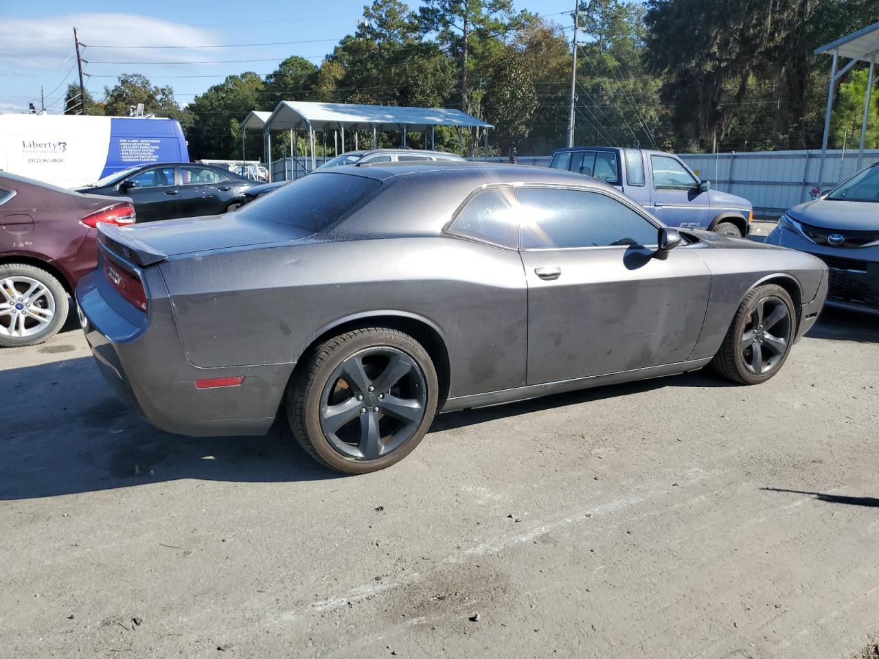 2013 DODGE Challenger