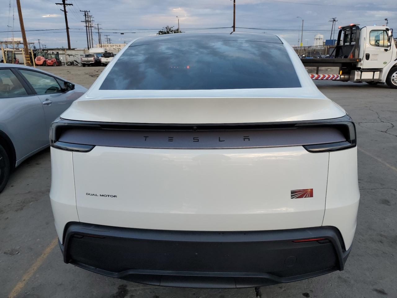 2026 TESLA MODEL Y