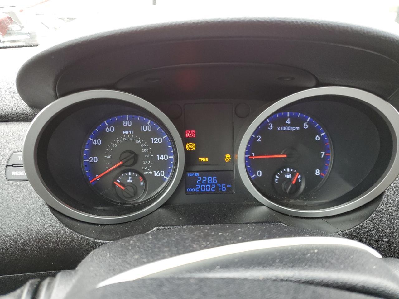 2010 HYUNDAI GENESIS