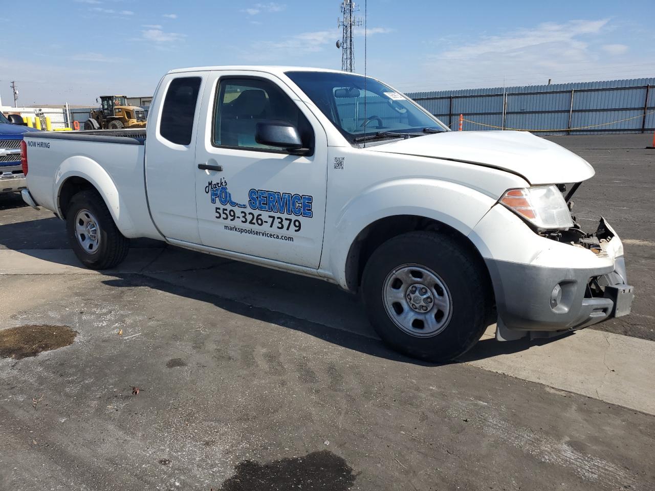 2017 NISSAN Frontier