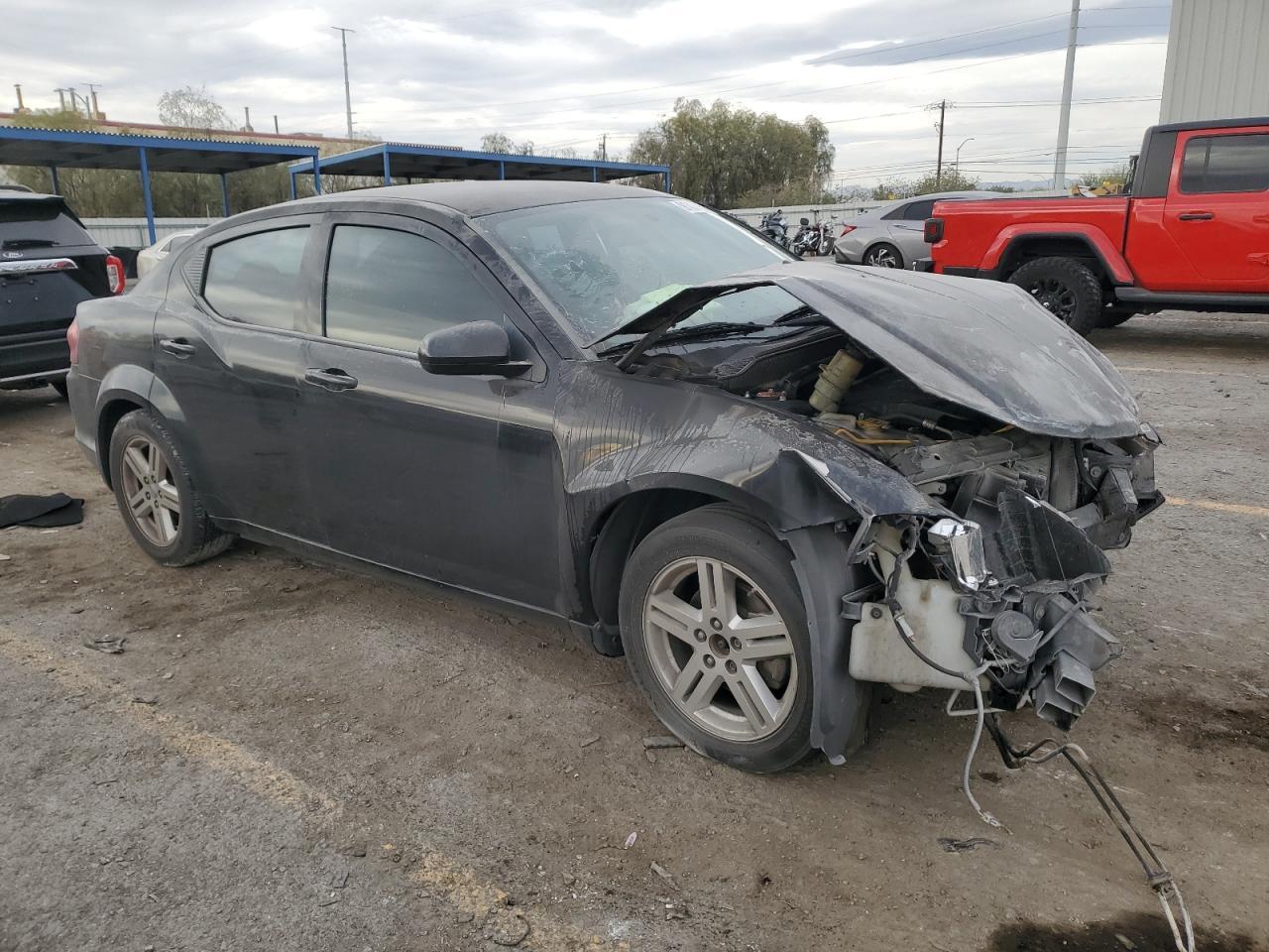 2014 DODGE Avenger