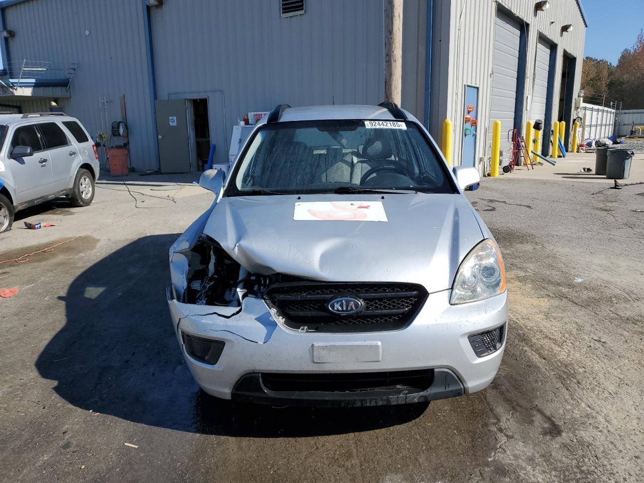 2008 KIA RONDO