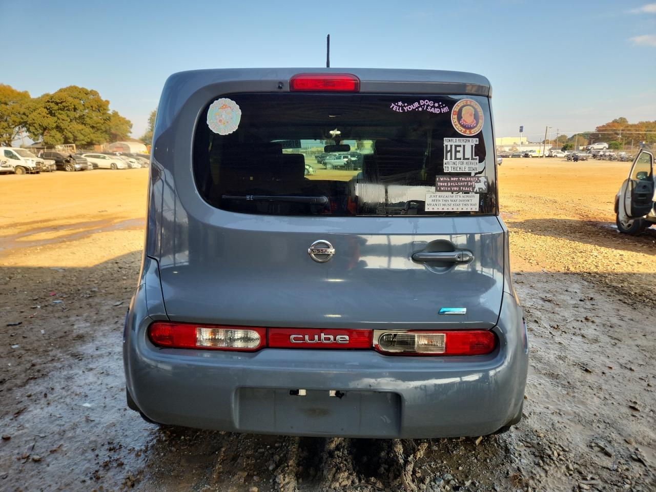 2013 NISSAN CUBE
