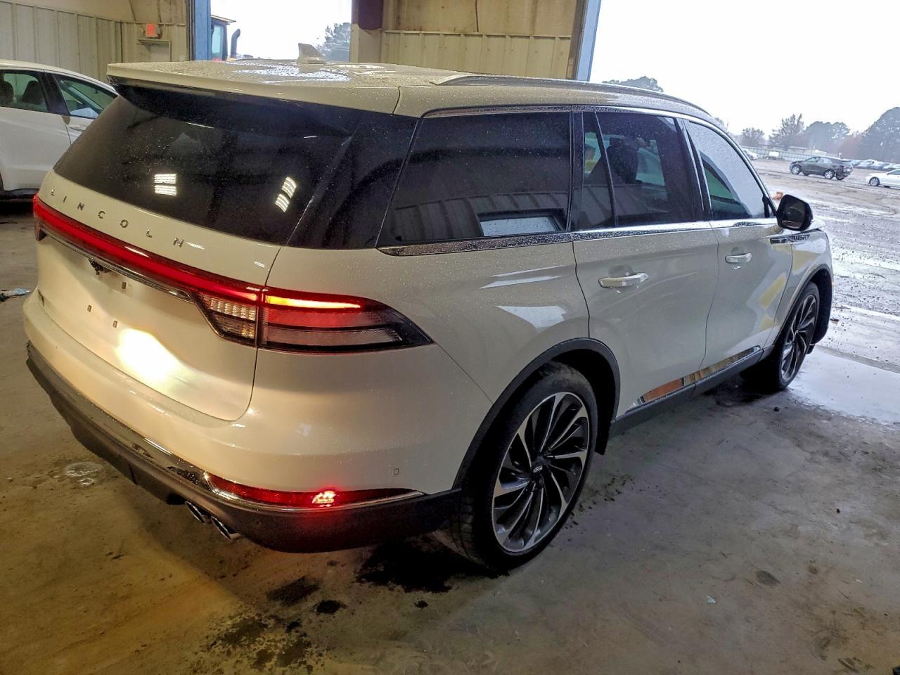 2021 LINCOLN Aviator
