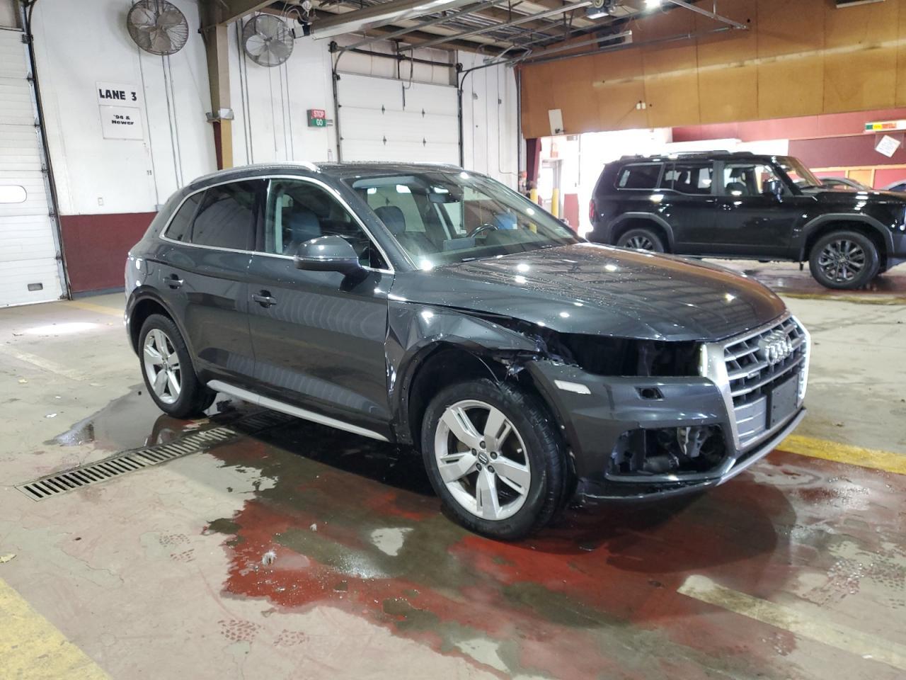 2019 AUDI Q5