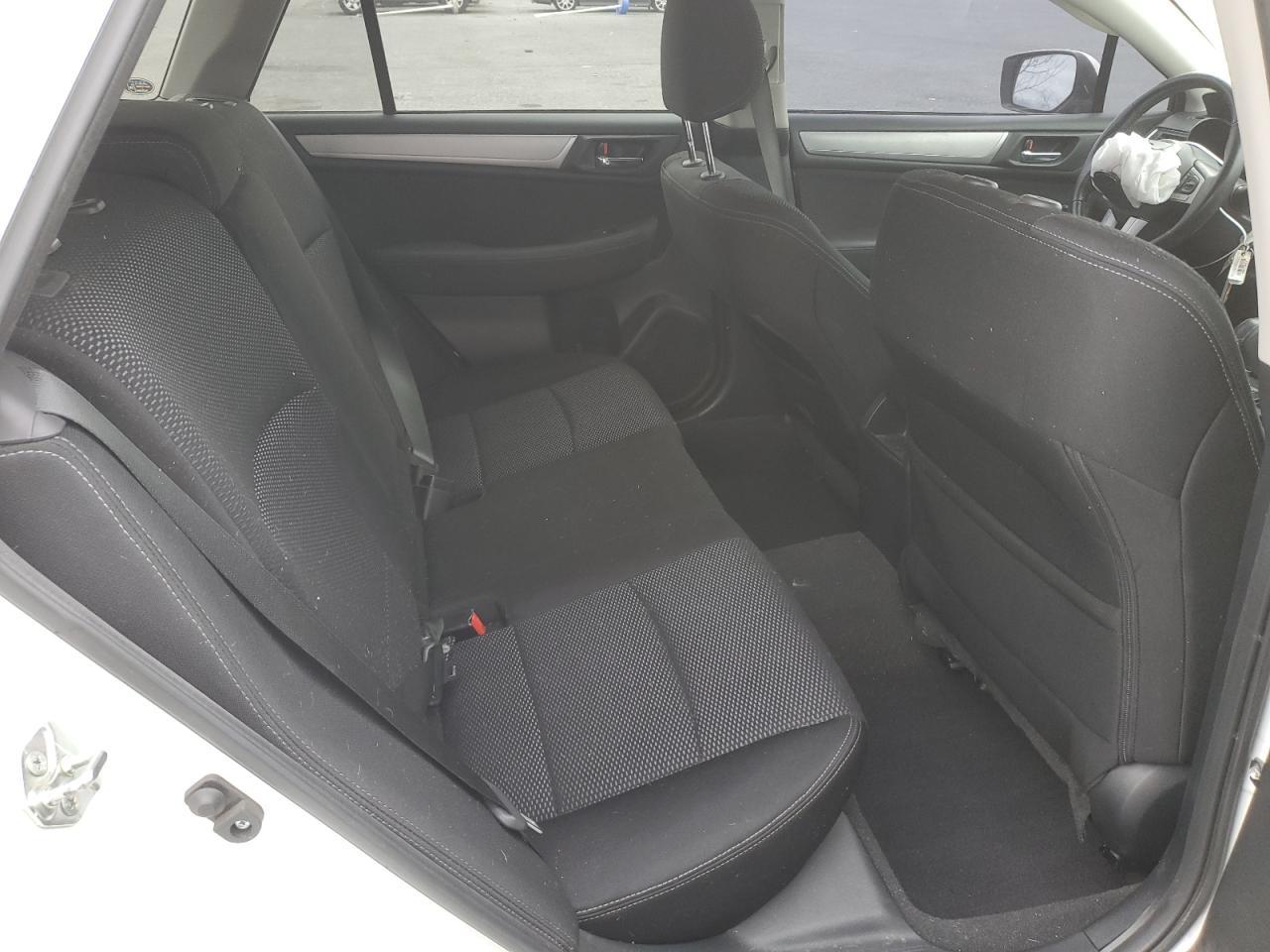 2015 SUBARU Outback