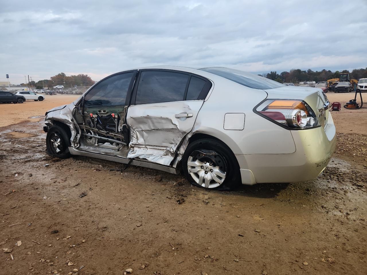 2012 NISSAN ALTIMA