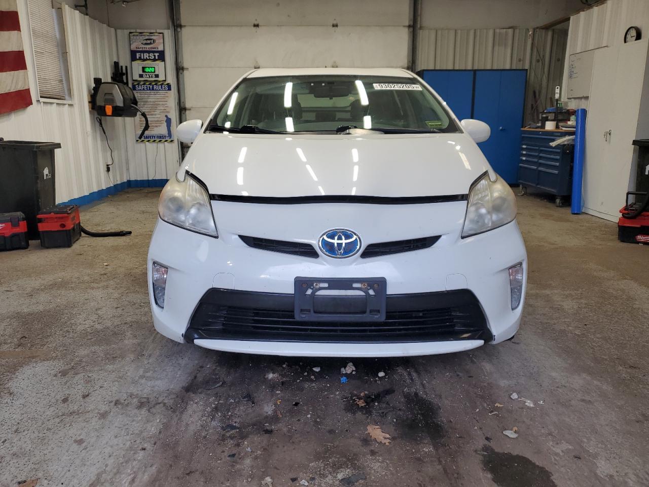 2013 TOYOTA PRIUS