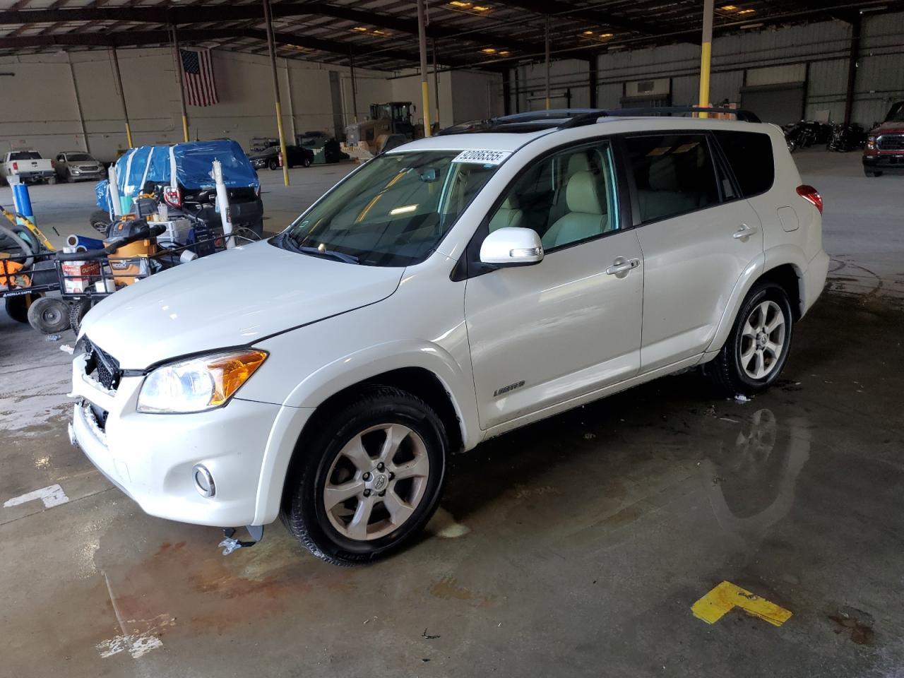2011 TOYOTA RAV4