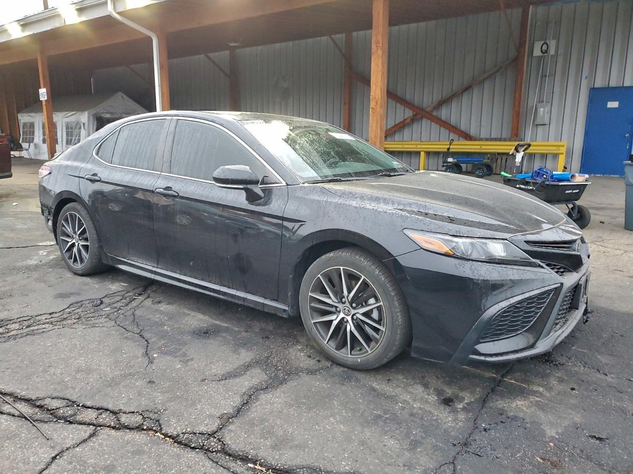 2022 TOYOTA CAMRY