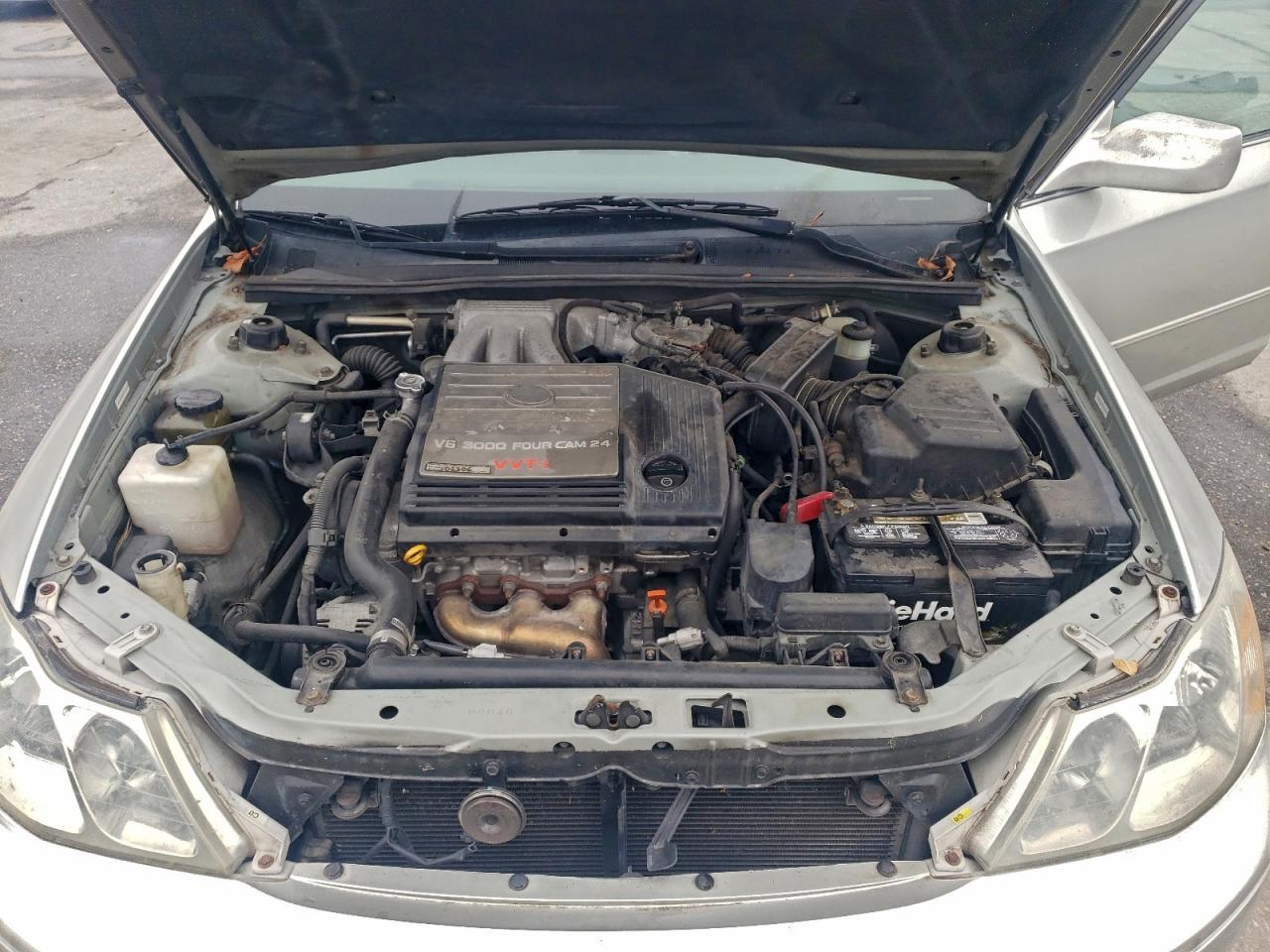 2001 TOYOTA Avalon