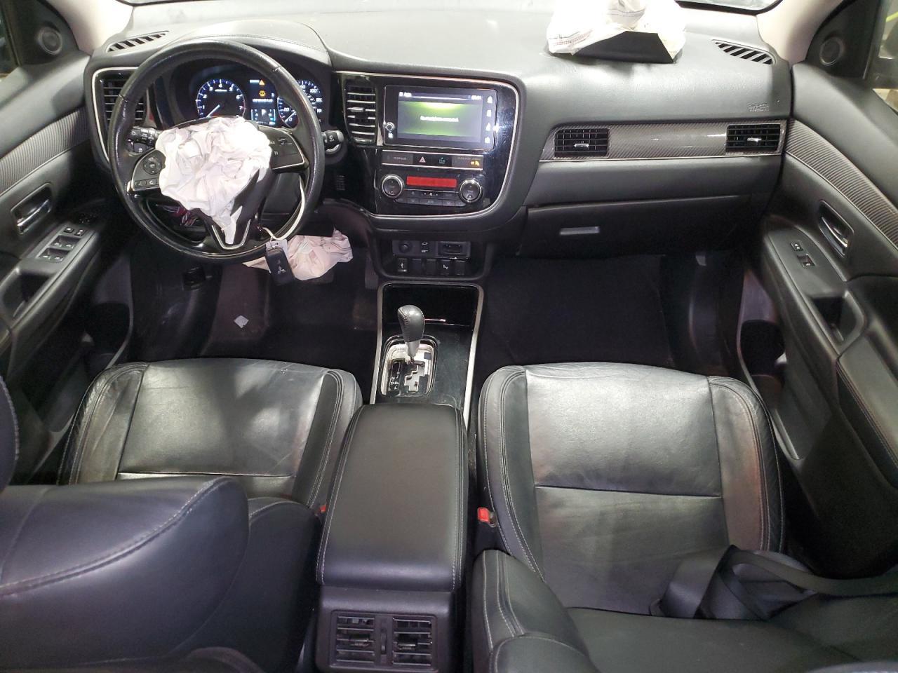 2019 MITSUBISHI outlander
