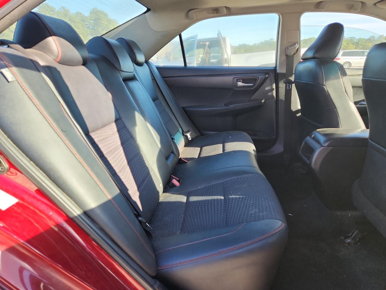 2015 TOYOTA CAMRY
