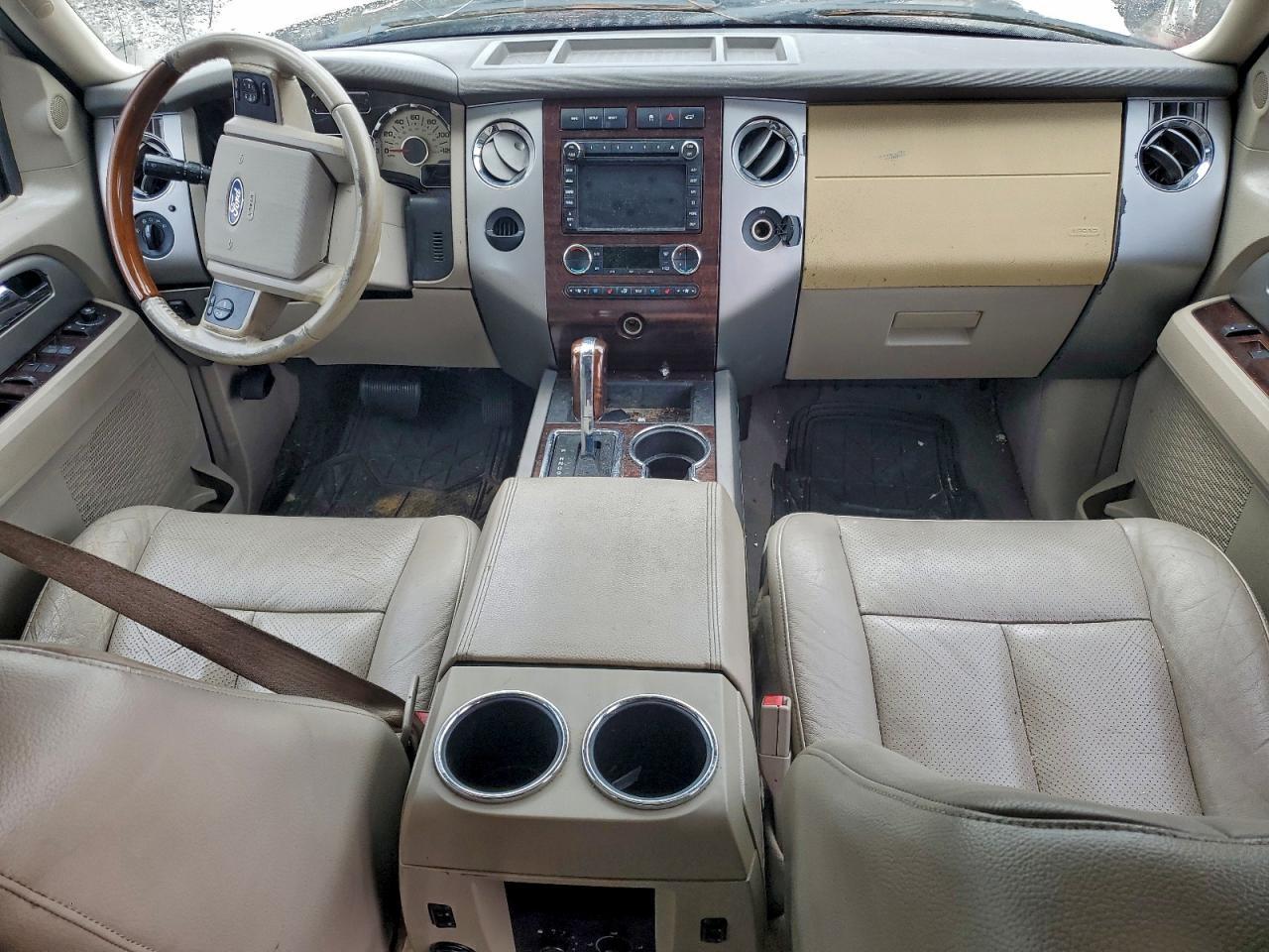 2010 FORD Expedition