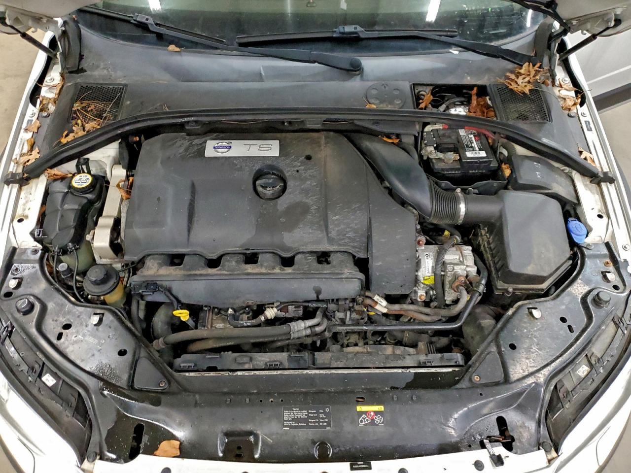 2010 VOLVO XC70