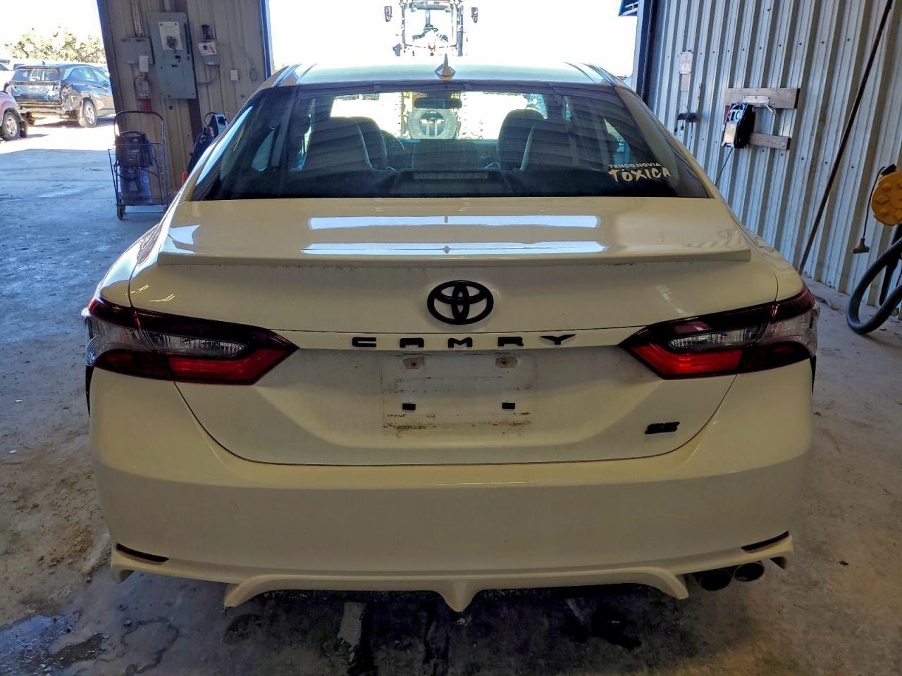 2022 TOYOTA CAMRY