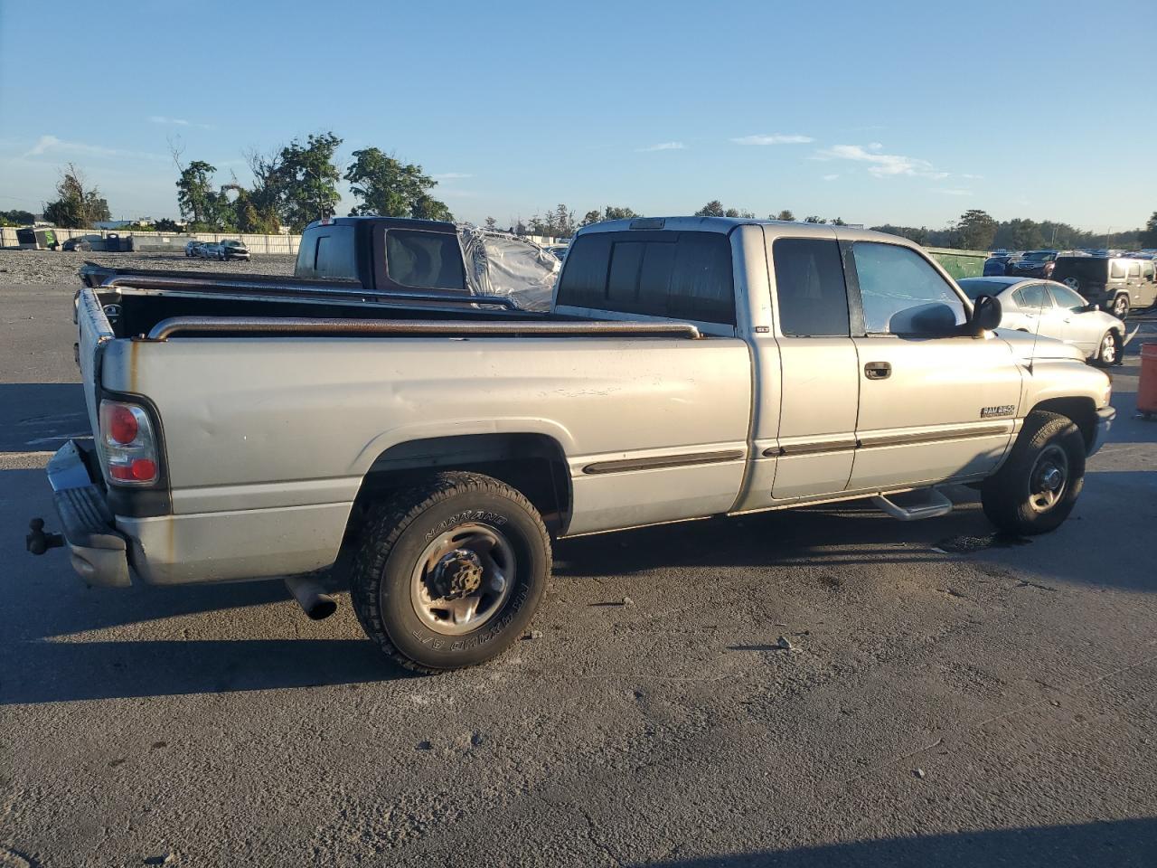 1998 DODGE Ram 2500