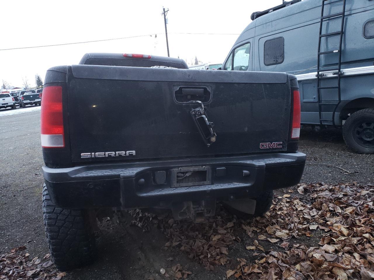 2011 GMC Sierra