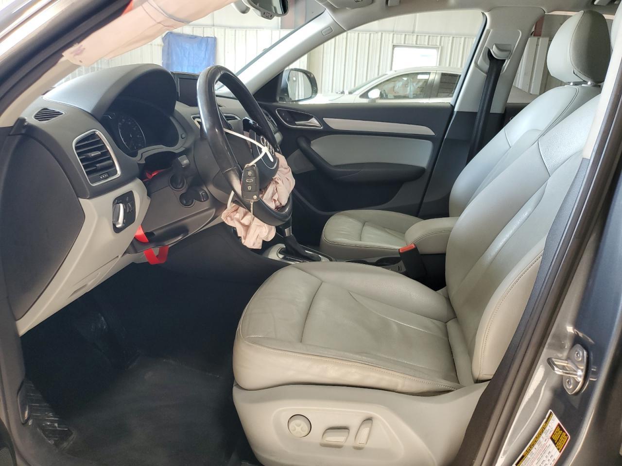 2015 AUDI Q3