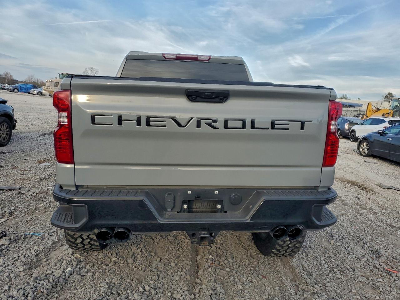 2024 CHEVROLET Silverado