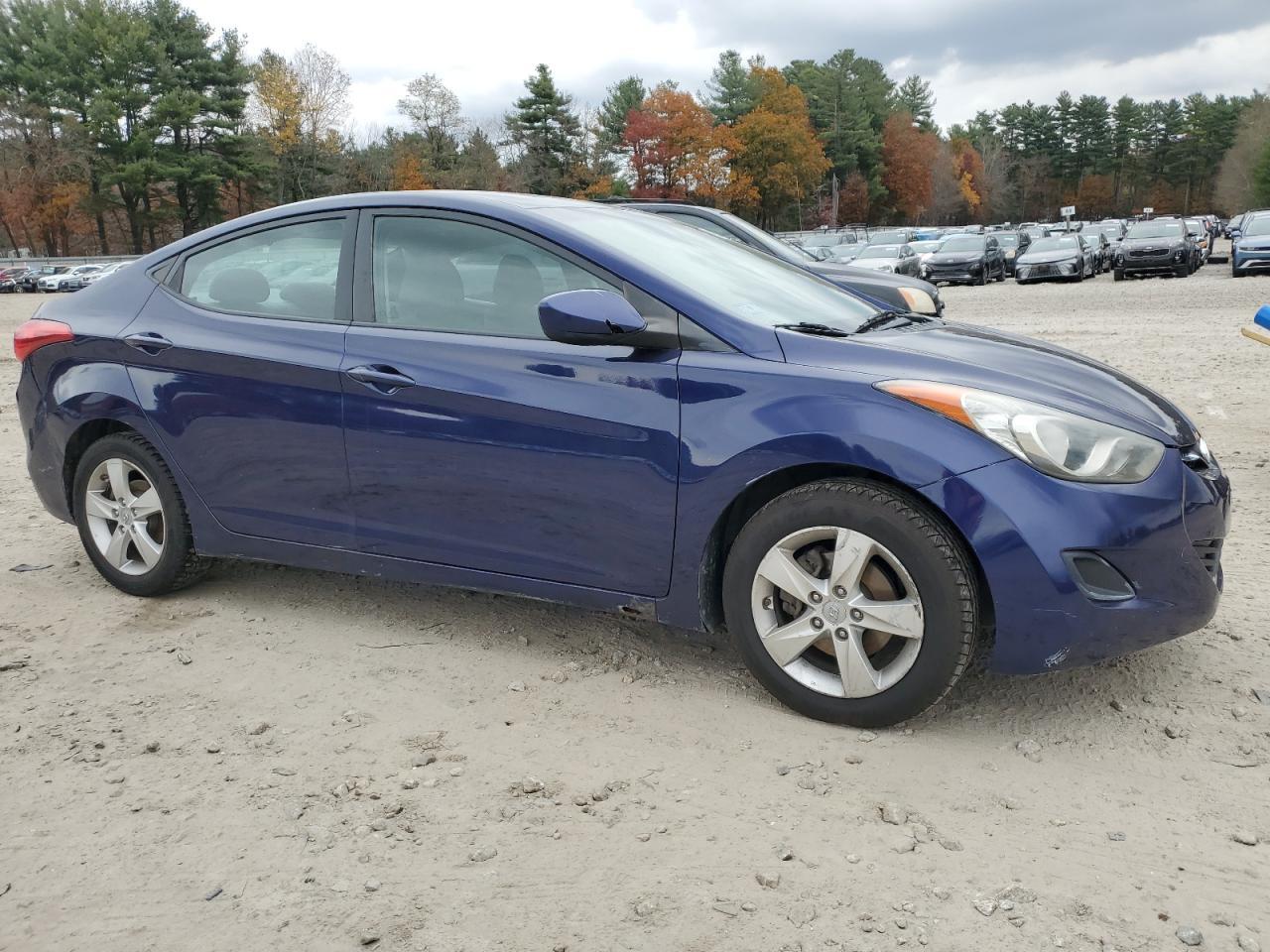 2011 HYUNDAI ELANTRA