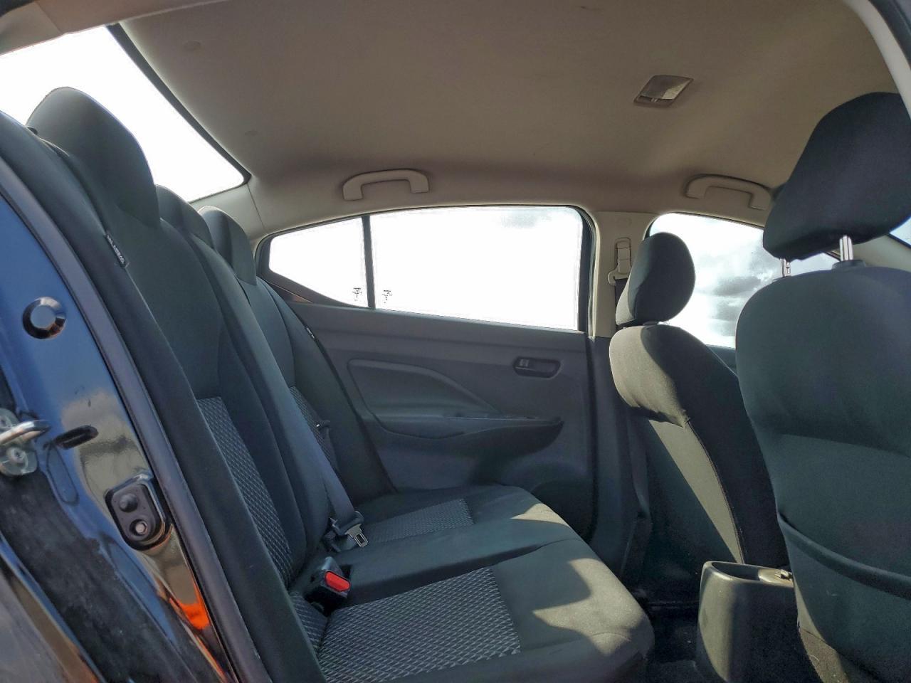 2020 NISSAN VERSA