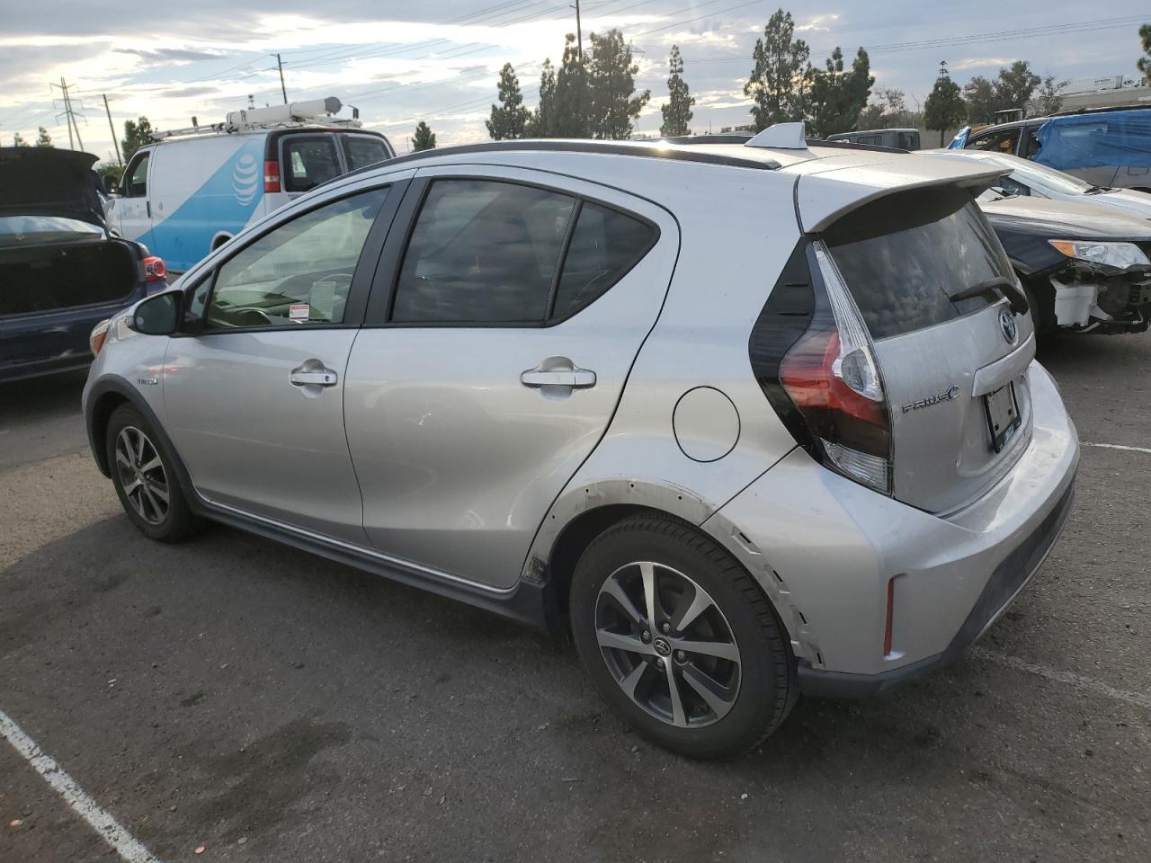 2018 TOYOTA Prius c