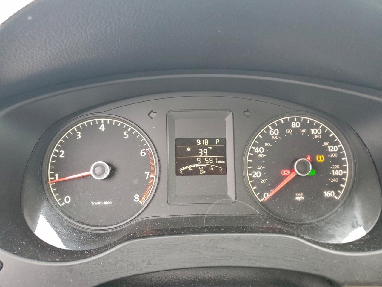 2011 VOLKSWAGEN JETTA