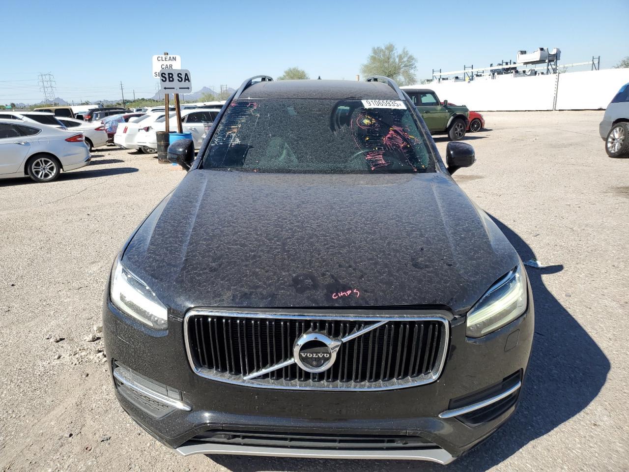 2019 VOLVO XC90