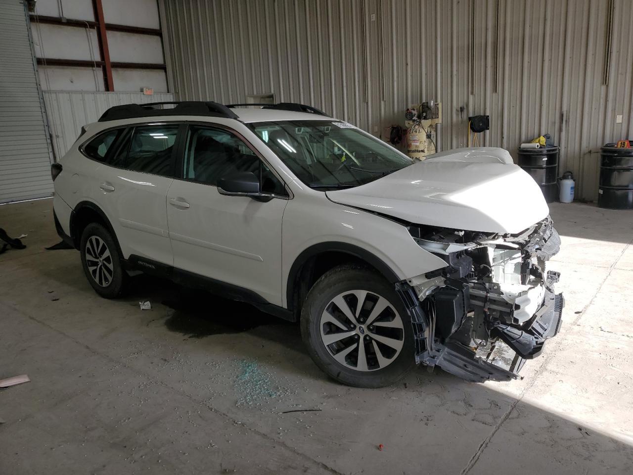 2020 SUBARU Outback