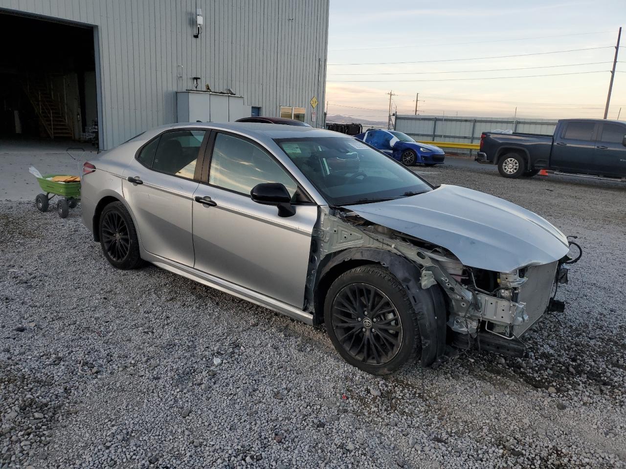 2020 TOYOTA CAMRY