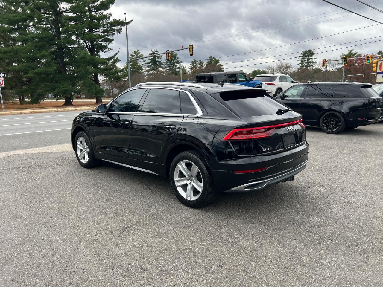 2019 AUDI Q8