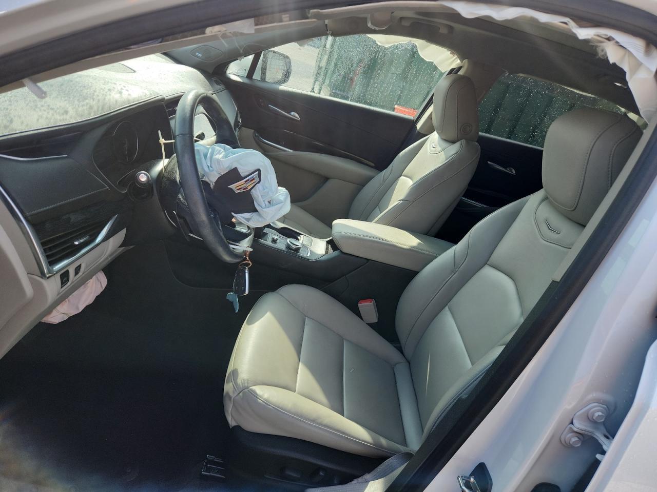 2023 CADILLAC XT4