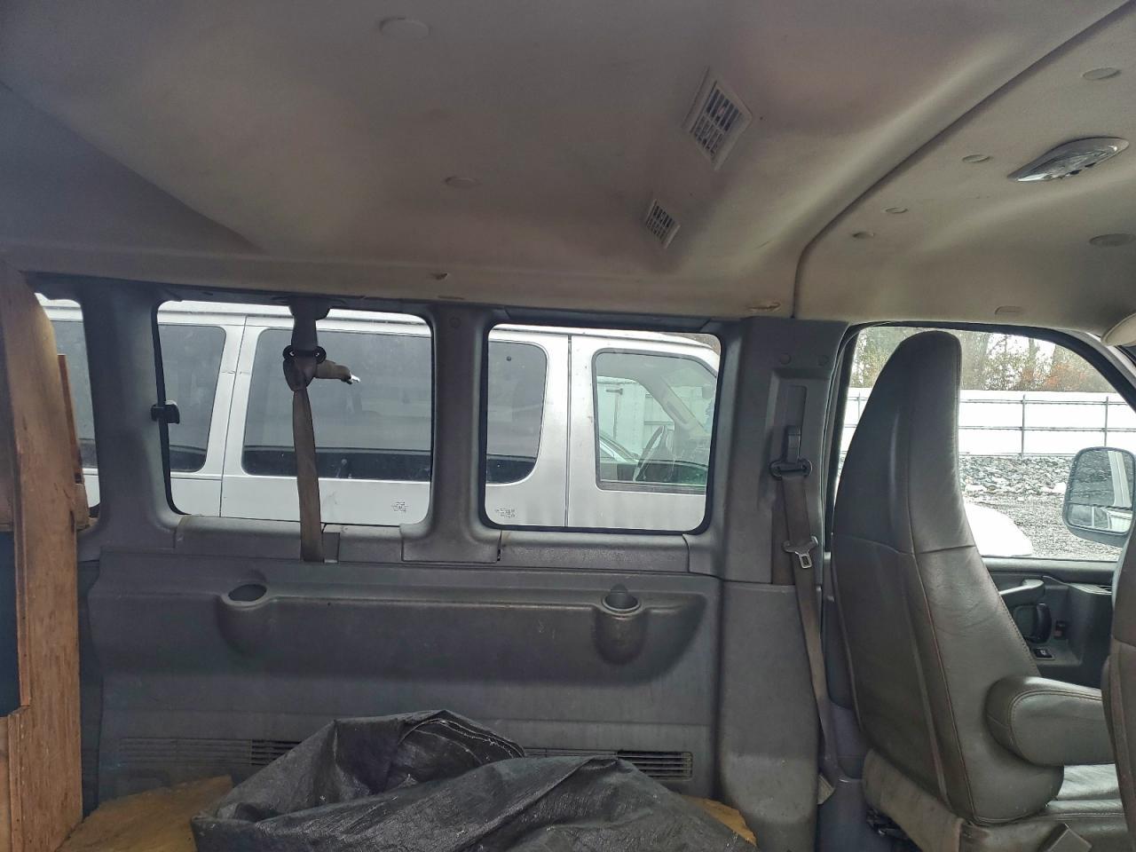 2016 CHEVROLET Express 3500