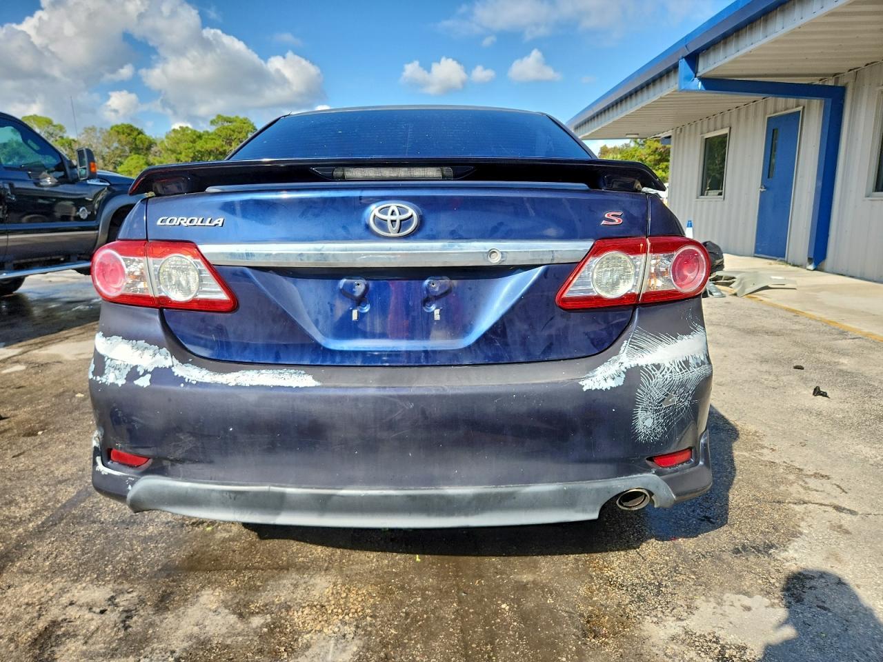 2013 TOYOTA COROLLA