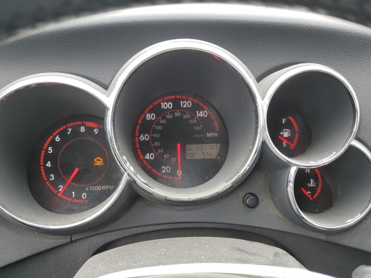 2004 TOYOTA COROLLA