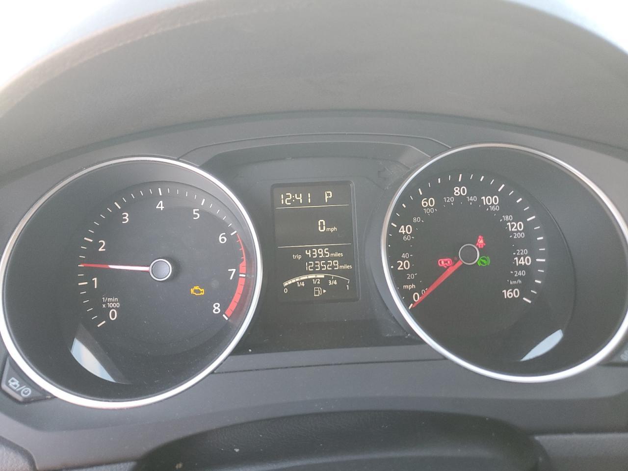 2018 VOLKSWAGEN JETTA