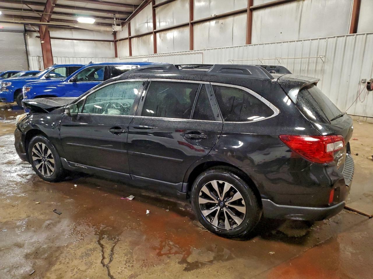 2015 SUBARU Outback