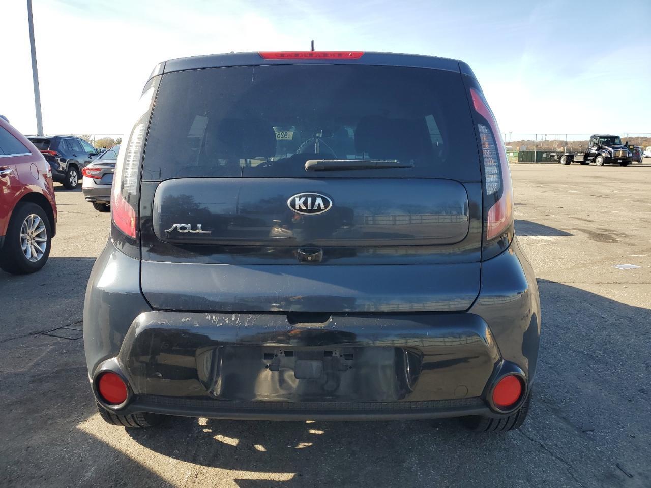 2016 KIA SOUL