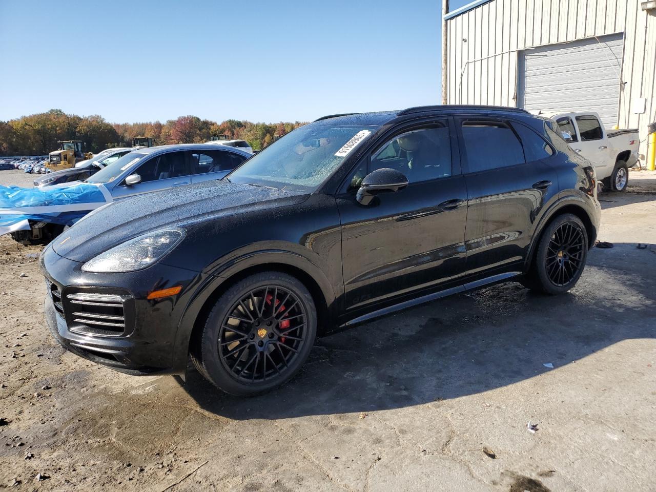 2021 PORSCHE CAYENNE