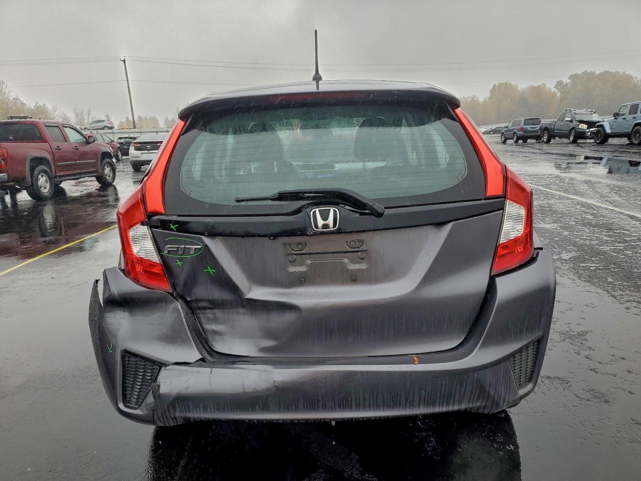 2015 HONDA FIT
